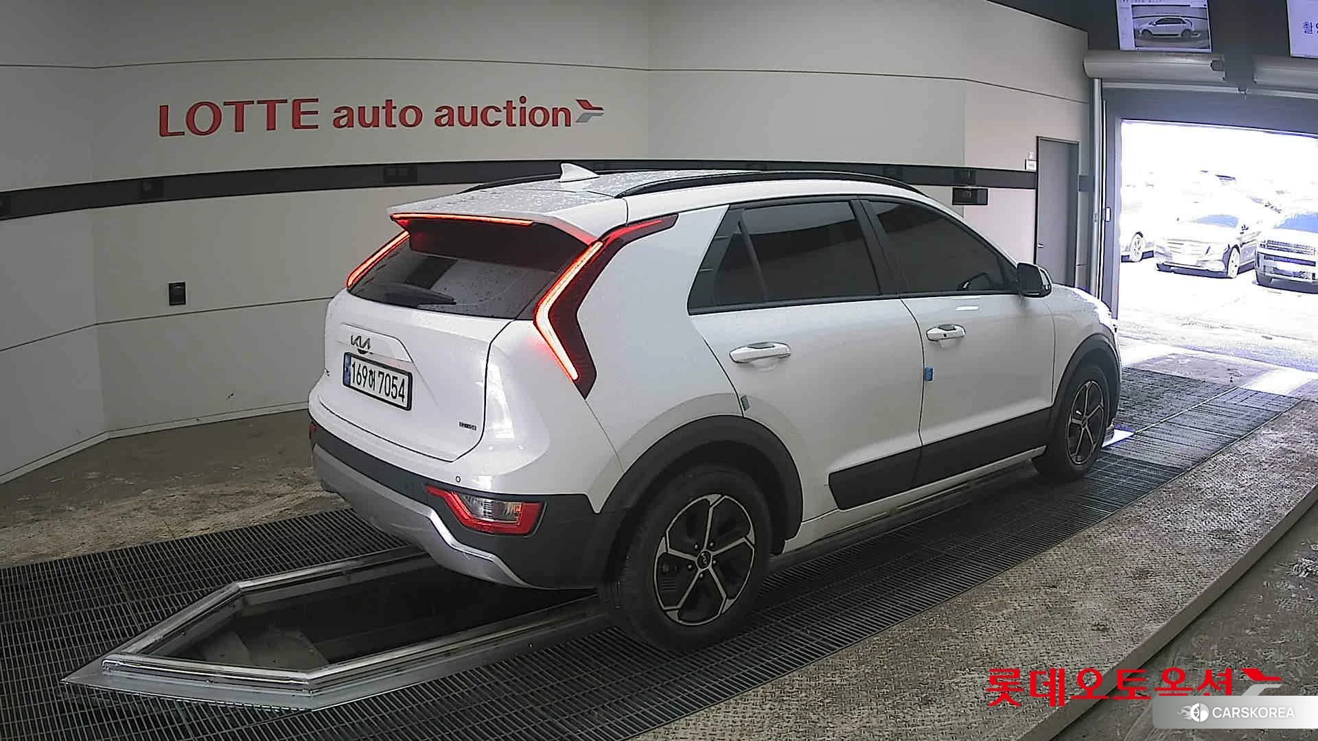 Kia Niro Hybrid id 3869427 из Кореи 10