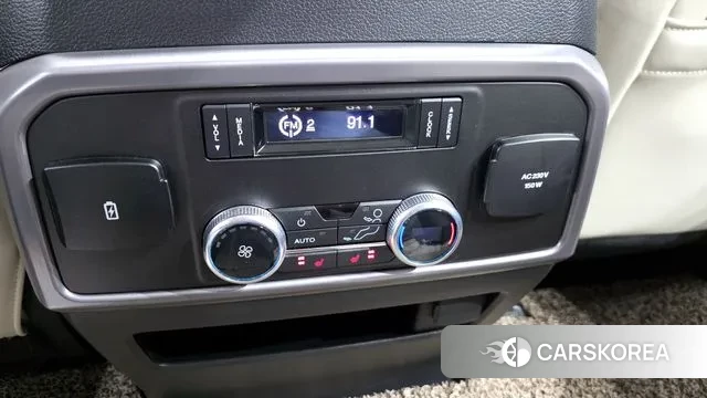 Ford Expeditation id 3343324 из Кореи 10