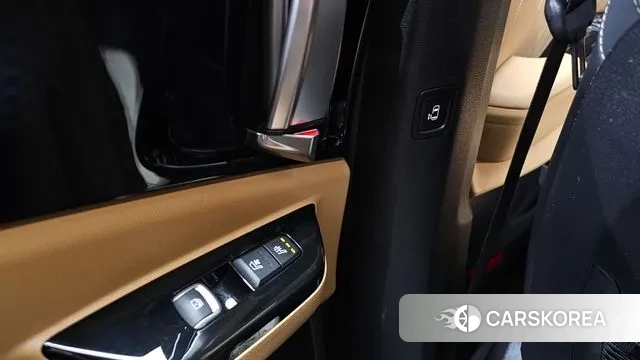 Kia Carnival 4th generation id 3726800 из Кореи 10