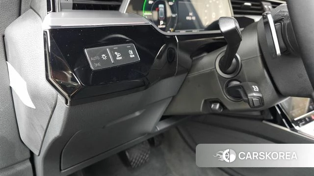 Audi e-Tron id 4542660 из Кореи 10