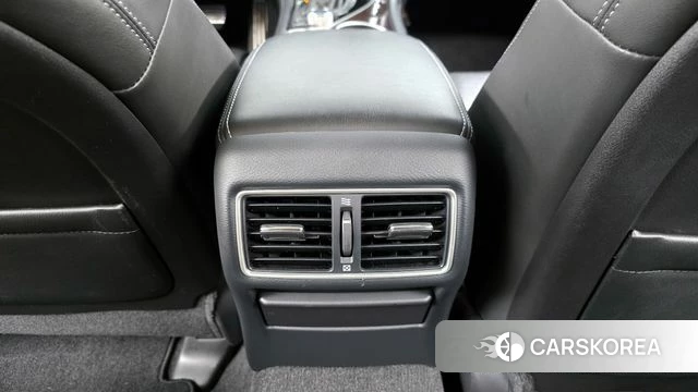 Infiniti Q50 id 4188611 из Кореи 10