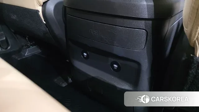 Hyundai Staria id 3757943 из Кореи 10