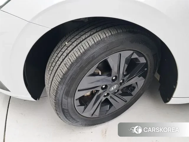 Hyundai Avante Hybrid (CN7) id 3468865 из Кореи 10