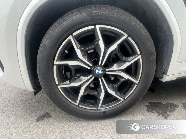 BMW X3 id 4341672 из Китая 10