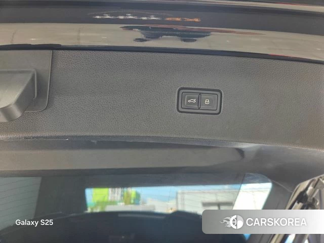 Audi RSQ8 (4M) id 4711455 из Кореи 10