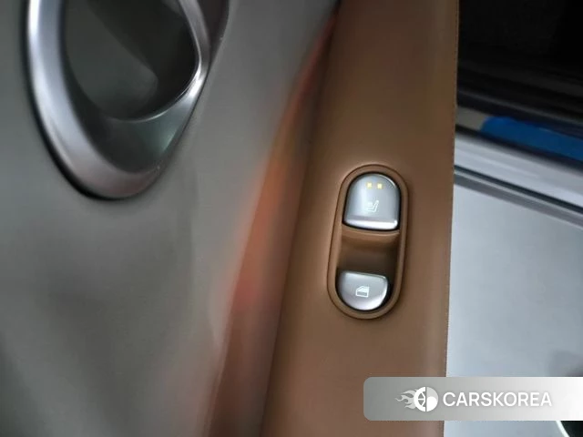 Hyundai Ionic 5 id 4651304 из Кореи 10