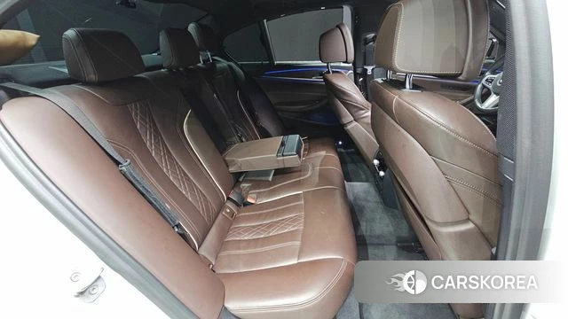 BMW 5 Series (G30) id 3828318 из Кореи 10