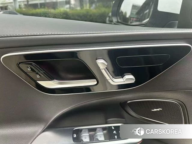 Mercedes-Benz Class C id 4348269 из Китая 10