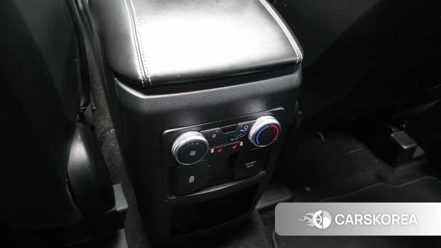 Ford Explorer 6th Generation id 4202974 из Кореи 10