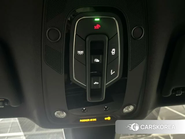 Audi Q5L id 4359570 из Китая 10