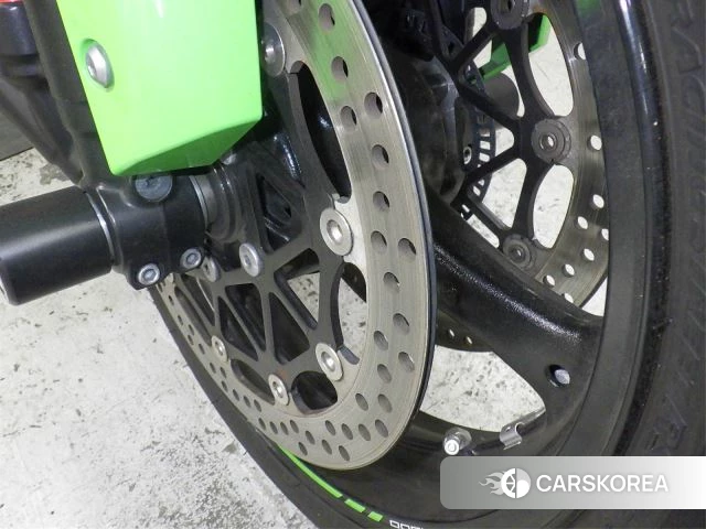 Kawasaki ZX-10R NINJA ABS id 3947016 из Японии 10