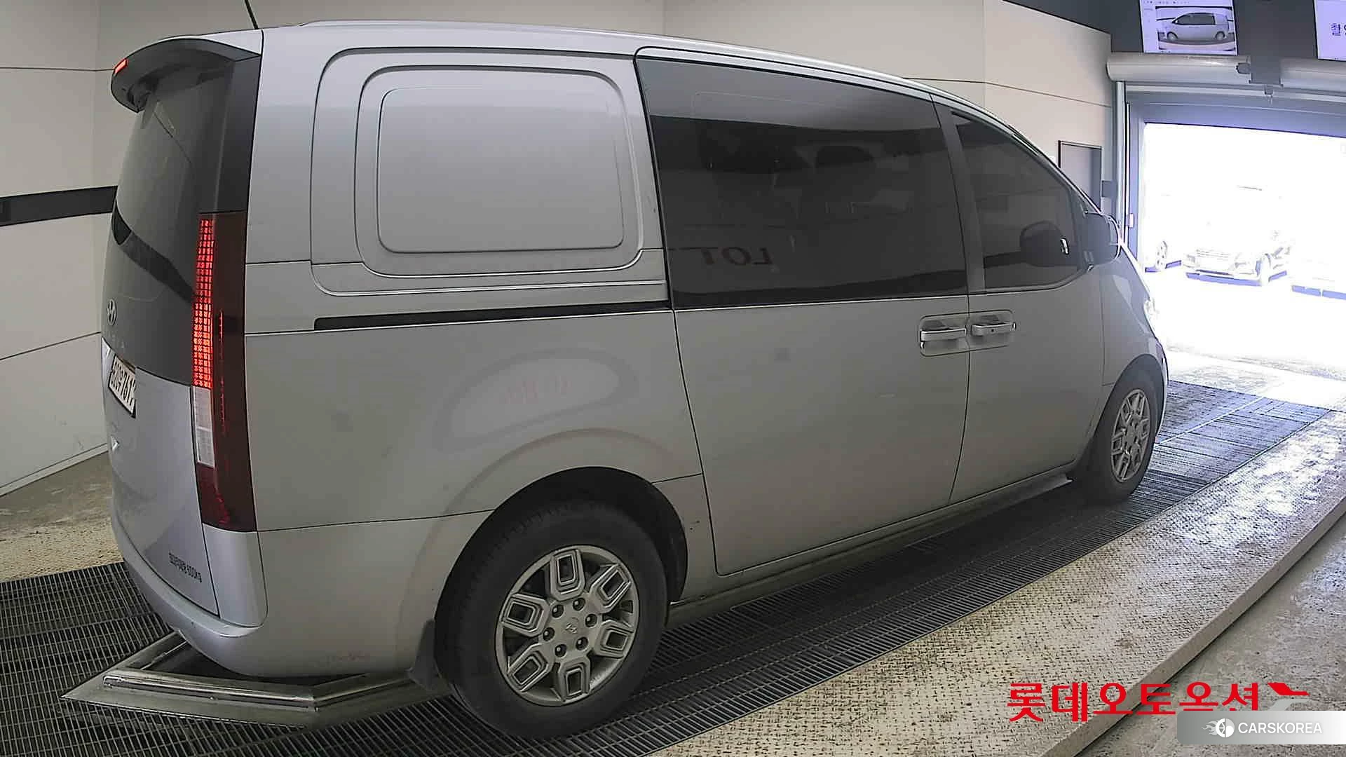Hyundai Staria id 4289347 из Кореи 10