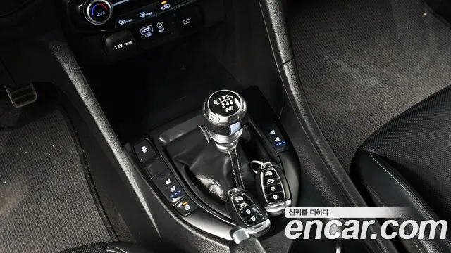 Hyundai Veloster (JS) id 2761978 из Кореи 10