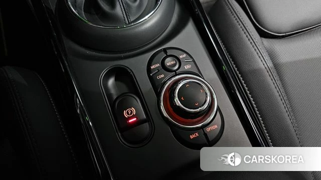 Mini Cooper Clubman id 4349494 из Кореи 10