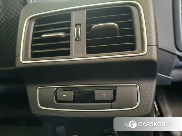 Audi Q5L id 4272014 из Китая 10