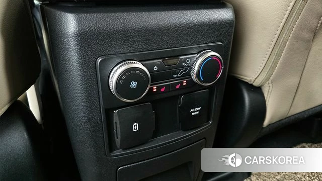 Ford Explorer 6th Generation id 4308898 из Кореи 10