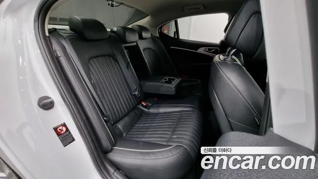 Genesis G70 id 2927536 из Кореи 10