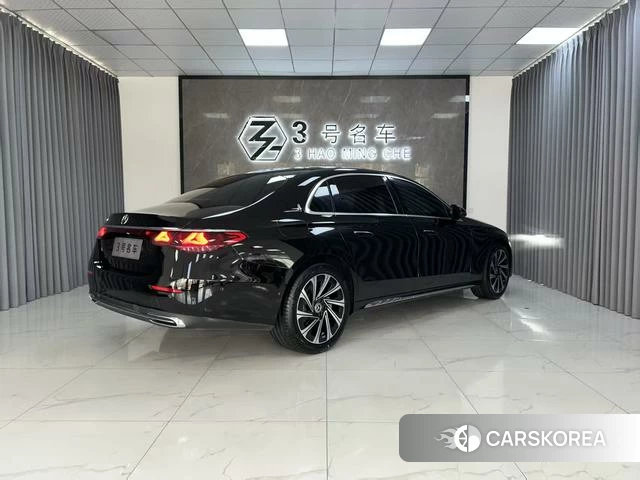 Mercedes-Benz E-class id 3889858 из Китая 10