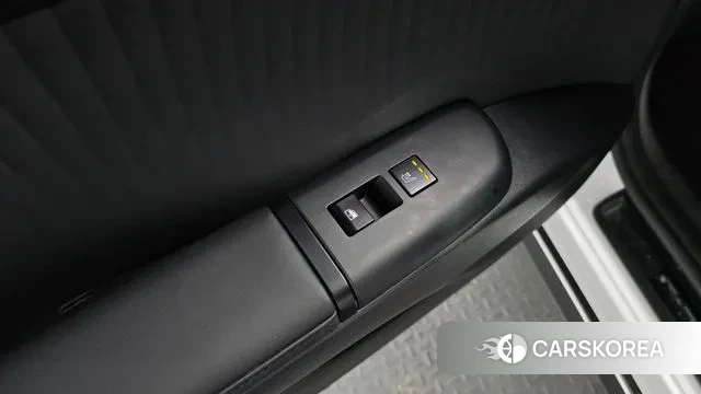 Hyundai Grandeur Hybrid (GN7) id 3507536 из Кореи 10