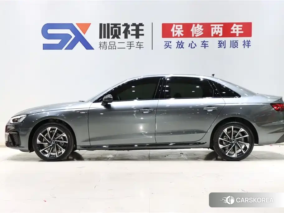 Audi A4L id 4538671 из Китая 10