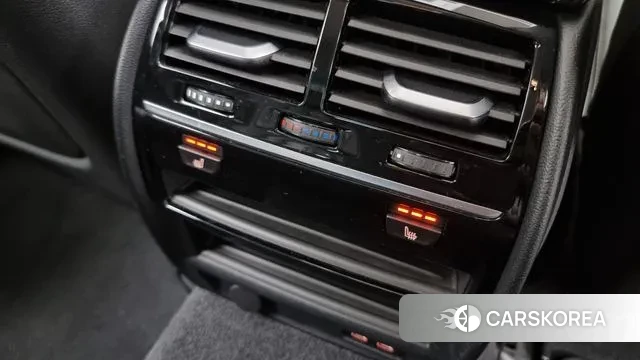 BMW 5 Series (G30) id 3155922 из Кореи 10