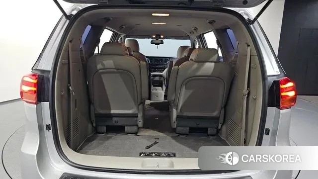 Kia The New Carnival id 3661134 из Кореи 10