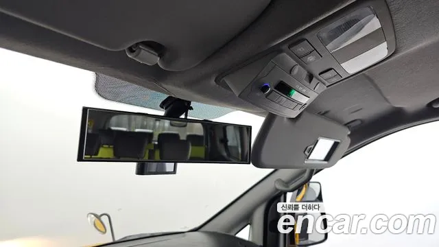 Hyundai The New Grand Starex id 2471891 из Кореи 10