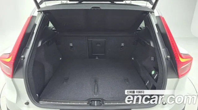 Volvo XC40 id 2611122 из Кореи 10