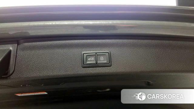 Audi Q3 (F3) id 3922847 из Кореи 10