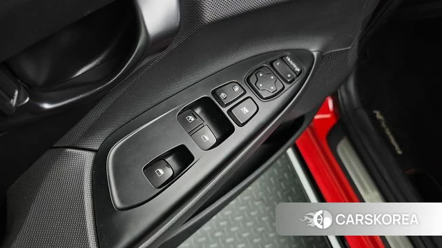 Hyundai Veloster (JS) id 4285966 из Кореи 10