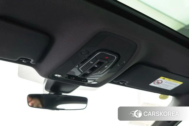 Audi Q5L id 3957786 из Китая 10