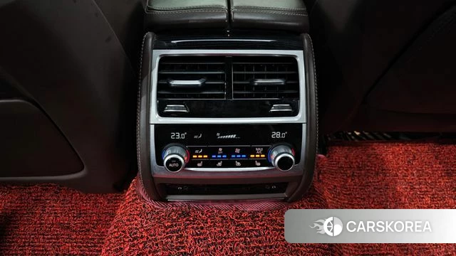 BMW 7 Series (G11) id 3846076 из Кореи 10