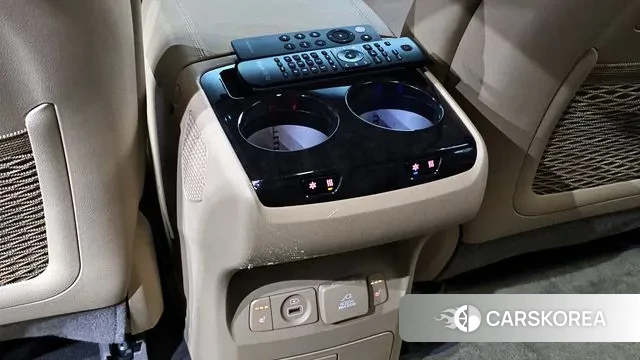 Kia The New Carnival id 3368541 из Кореи 10