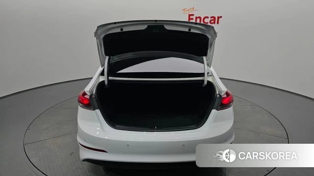 Hyundai Avante AD id 4378114 из Кореи 10