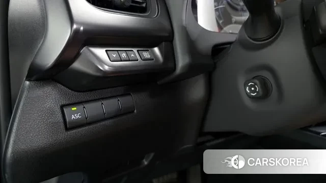 Lexus UX300e id 3105066 из Кореи 10