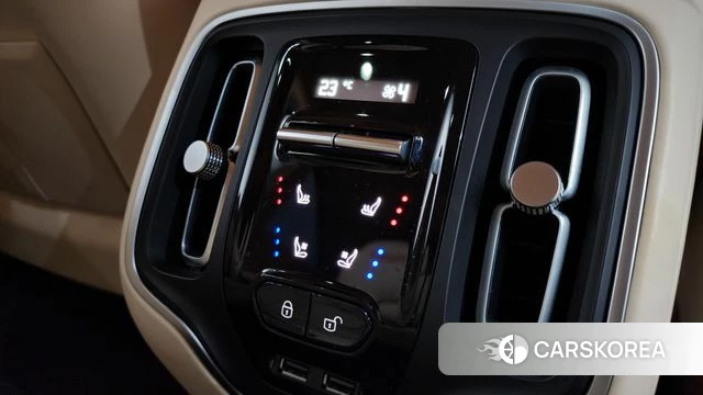 Aston Martin DBX id 3827896 из Кореи 10