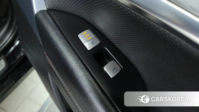 Genesis G70 id 3893703 из Кореи 10