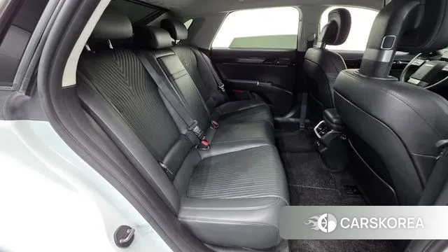 Hyundai Grandeur (GN7) id 3528572 из Кореи 10