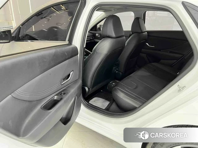 Hyundai Elantra id 4307652 из Китая 10