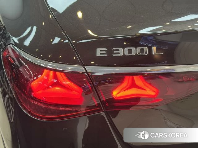 Mercedes-Benz E-class id 4290177 из Китая 10