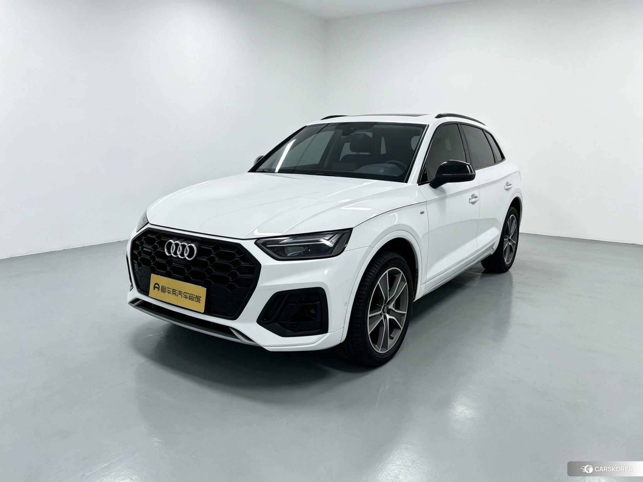 Audi Q5L id 4479311 из Китая 10
