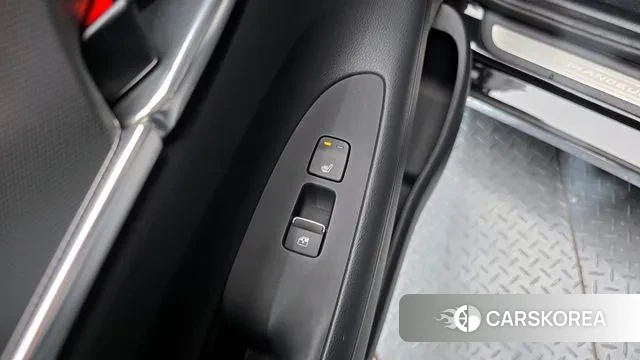 Hyundai The New Grandeur IG id 3003770 из Кореи 10