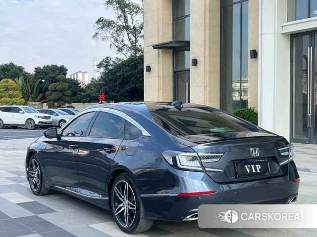 Honda Accord id 4299499 из Китая 10