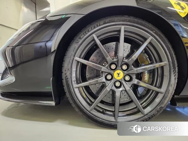 Ferrari 296 GTS id 3217735 из Кореи 10