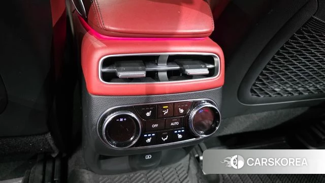 Genesis GV70 id 4872082 из Кореи 10