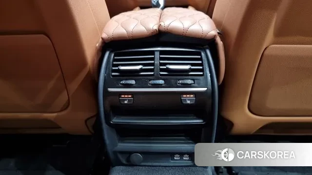 BMW 5 Series (G30) id 2976611 из Кореи 10