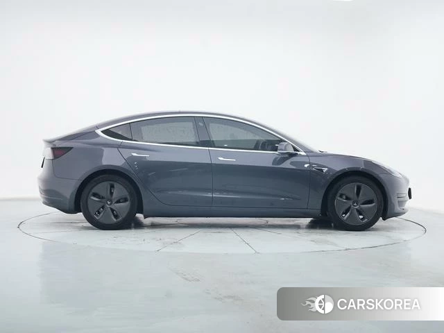 Tesla Model 3 id 4234882 из Китая 10
