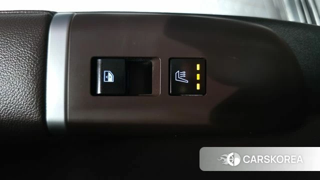 Hyundai Grandeur (GN7) id 3940298 из Кореи 10