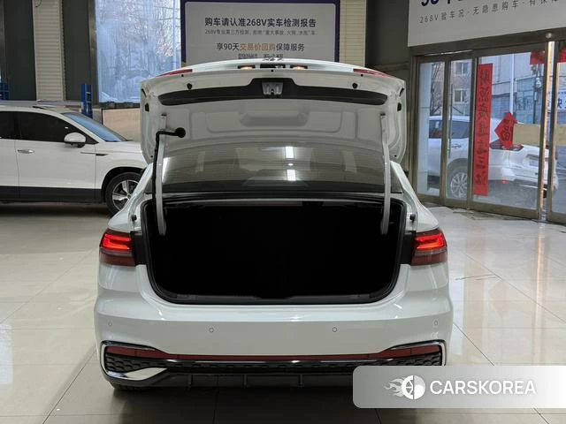 Volkswagen Lavida id 4256079 из Китая 10