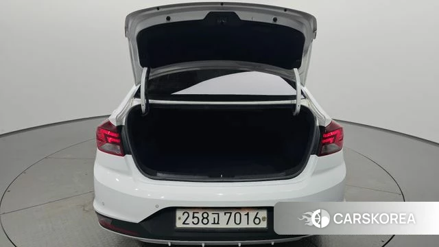 Hyundai The New Avante AD id 4900160 из Кореи 10